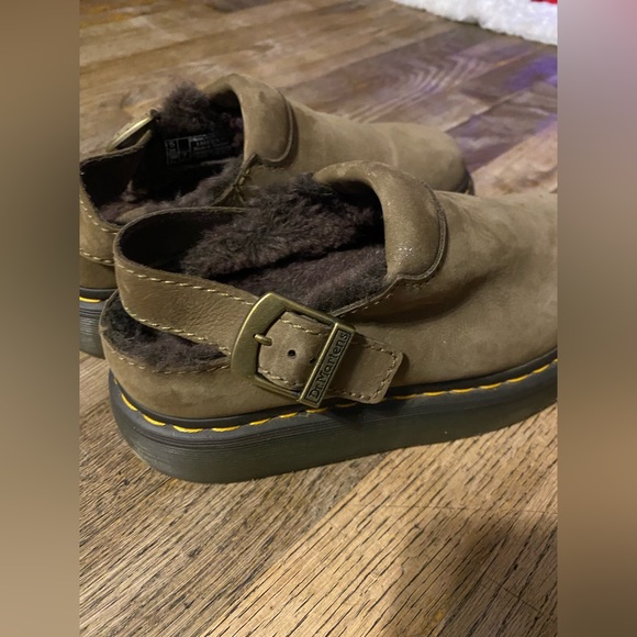 Dr. Martens Laketen Buttersoft Slingback Mule - Picture 2 of 7